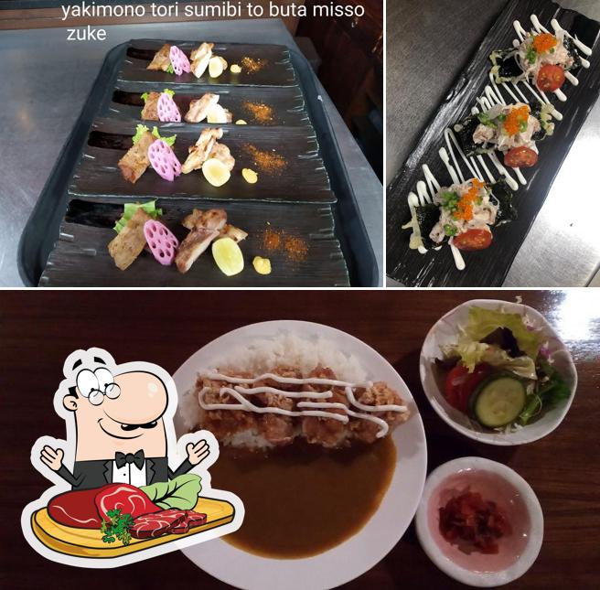 Get meat dishes at 日本料理　レストラン　富士